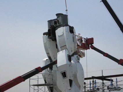 200905_gundam_legs2